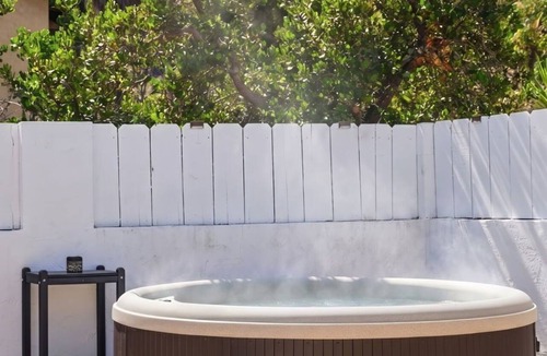 City Heights House | LUX Home San Diego Oasis Pool, Jacuzzi, Firepit, Game Room, & Outdoor Living