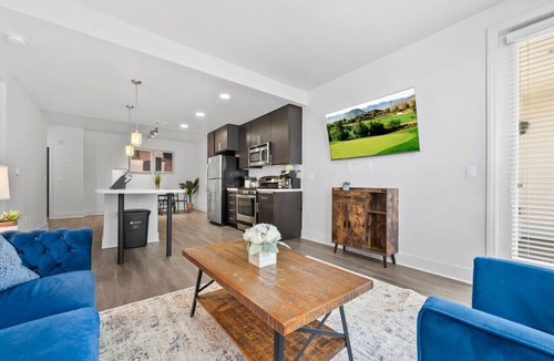 Kearny Mesa Apartment | Luxe 2BR, Pool, Hot Tub, Arcade
