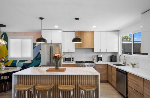 North Clairemont House | Luxe Modern Home w/Hot Tub, Huge Yard, & Fire Pit