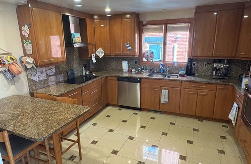 Squirrel Hill South House | Luxurious and Spacious 4-bedroom house in Sq. Hill near downtown