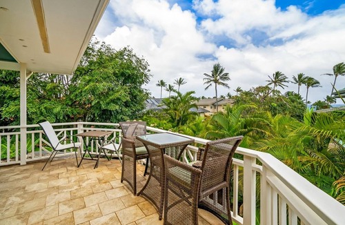 Bayview House | Luxurious Vacation Rental with Lush Garden and Resort Amenities near Beaches on Kauai, Hawaii