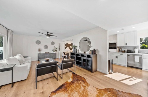 Allied Gardens House | Luxury 5BR SD Escape Pool, Hot Tub, Gym and Game Room