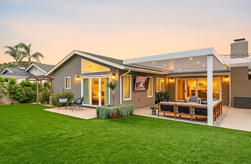 University City House | Luxury 5BR w/Resort Backyard, Huge Hot Tub, Fire Pit, Game Room, Putting Green