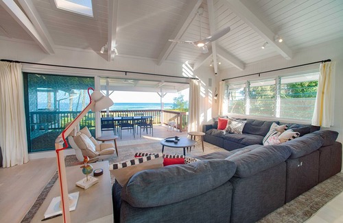 Hanalei House | Luxury Beachfront home on Hanalei Bay with A/C