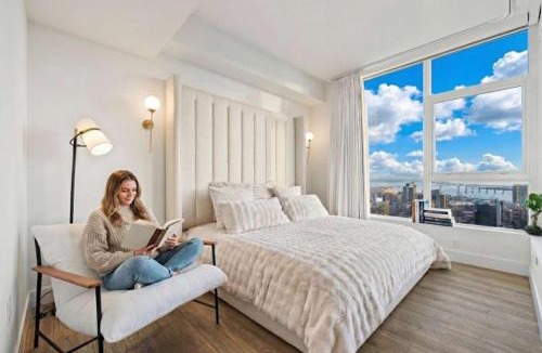 Civic Core Apartment | Luxury Penthouse 39th Floor · Ocean & Comic-Con