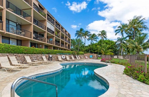 Maalaea Hotel | Maalaea Banyans by Coldwell Banker Island Vacations