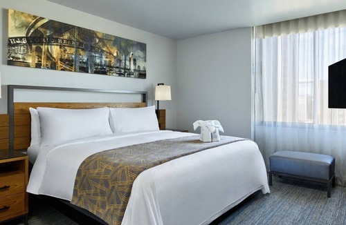 Civic Core Apartment | Marriott Vacation Club Pulse San Diego