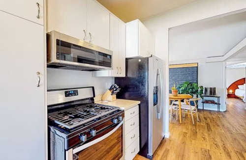 Spring Valley House | Mid-Century Treehouse with Yard and Views! AMAZING Location! Pet-friendly!