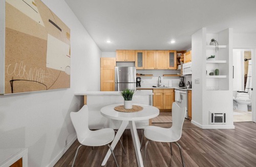 Grantville Condo | Mission Valley Retreat