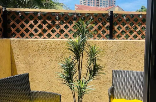 University City Apartment | Modern 1BR/1BA Getaway in Central San Diego – Walk to Zoo, Balboa Park & Dining