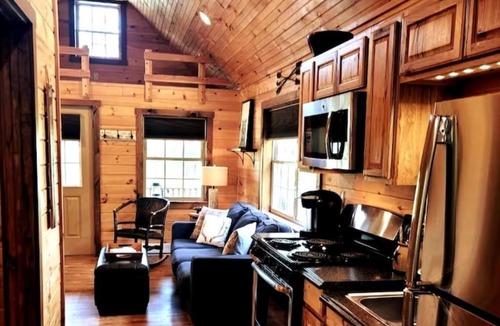Philipsburg Cabin | Modern, Private Cabin 20 Minutes From Penn State, Breakfast Items Included