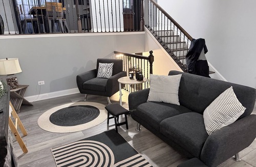 Waukegan House | Modern Spacious Retreat with Fast Wi-Fi, Yard & Workspace - 4BR and 2 Full Bath