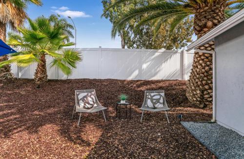 Bay Ho House | Neat Retreat w Hot Tub Near Beach and Downtown