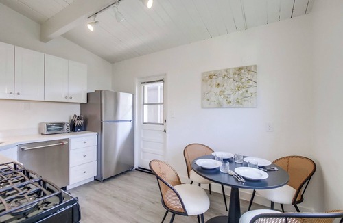 North Clairemont House | NEW 30+ Day RENTAL! Charming 2BD in Clairemont with Yard, BBQ Grill, W/D +Garage!