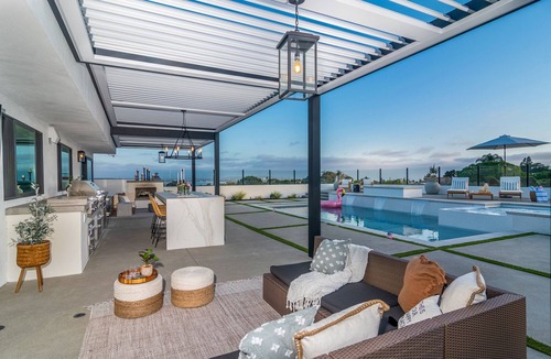 Pacific Beach House | NEW 5 Bed 3 Bath, Ocean Views, Pool Spa, BBQ, Luxury Home!