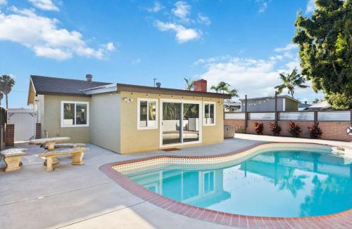 Linda Vista House | NEW Cozy Zen Pool Jacuzzi Home Heart of San Diego