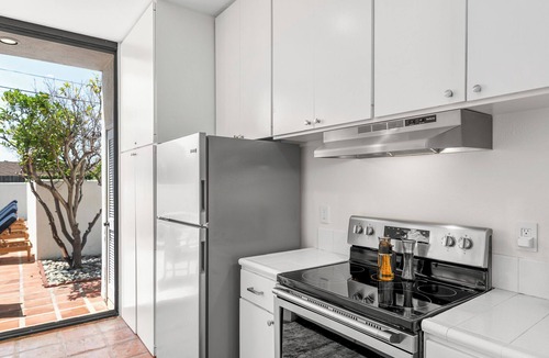 La Jolla Shores House | New! La Jolla Shores 2BD with Pool- Walk to Beach!