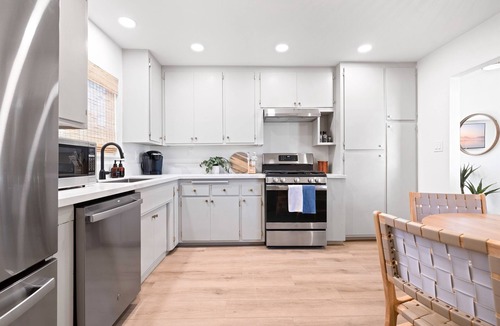 North Clairemont House | NEW!Sauna/PingPong/Mins to La Jolla & Mission Bay!
