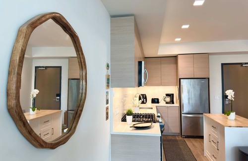 Civic Core Apartment | NEW Upscale Downtown San Diego Stay Queen Bed Pool Sauna