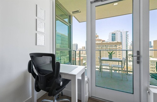 Civic Core Apartment | NEW Upscale Downtown San Diego Stay Queen Bed Pool Sauna