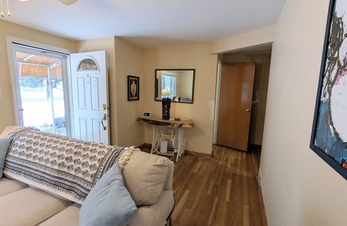 Baldwin House | NFL Draft Weekend Retreat – Private Ranch Home Near Acrisure Stadium
