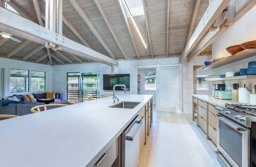 Wainiha House | North Shore Kauai with Mountain & Waterfall Views