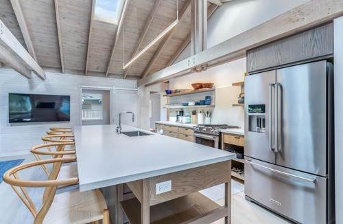 Wainiha House | North Shore Kauai with Mountain & Waterfall Views