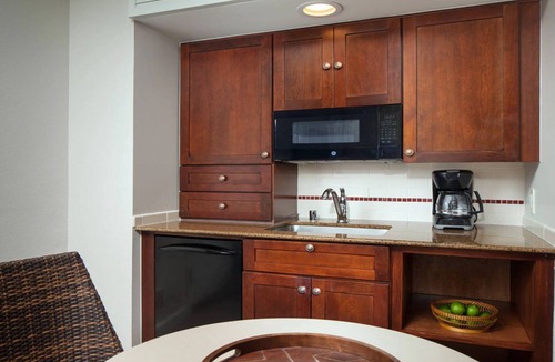Lihue Resort | Oceanfront - 1 Bedroom - Marriott's Kauai Beach Club - Full Resort Access