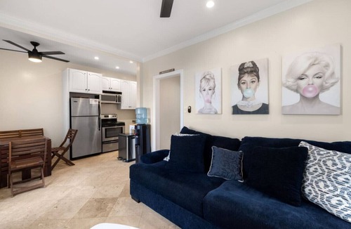 Mission Beach Villa | On Boardwalk, Ocean View, Parking, Hear The Waves