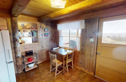 Spanish Valley Cabin | Pack Creek - Trails End, Affordable Cabin