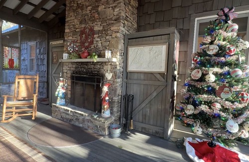 Mentone Cottage | Peaceful Secluded Cottage with Amazing Views in Mentone, Alabama
