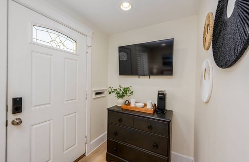 La Mesa Apartment | Peaceful Studio in La Mesa for Two Near SDSU
