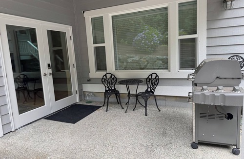 North Creek House | Pet-friendly 1B/1BA retreat on 2-acre estate in quiet neighborhood