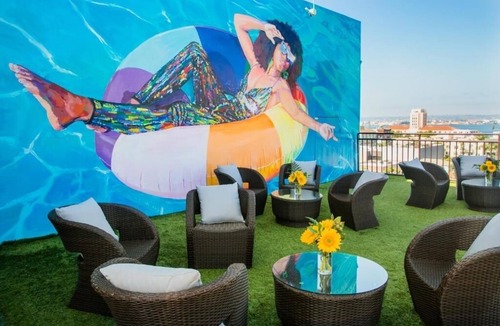 Little Italy Hotel | Pet-Friendly Boutique King Room Near County Trolley, Zoo and Harbor Views