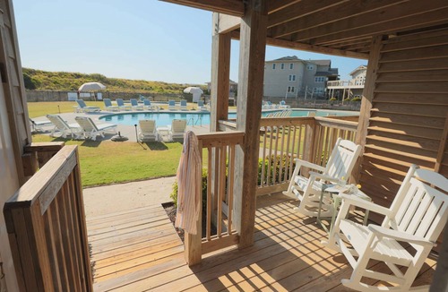 Duck Hotel | Pet-Friendly Outer Banks Resort with Spa & Restaurant