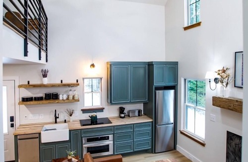 Ligonier House | Pet-Friendly Two Bedroom Cabin Outside Ligonier, Near Hiking and Skiing