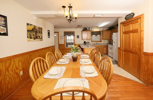 Pigeon Forge Villa | Pigeon Forge 134 - Five Bedroom Villa, Sleeps 16