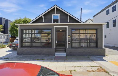 University Heights Apartment | Polk Studios