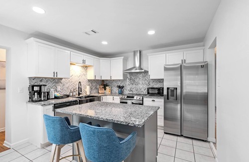 Beaufort House | Pool, Fire Pit, Gym, Game Room, 4BR3BA - Near Parris Island/Downtown Beaufort