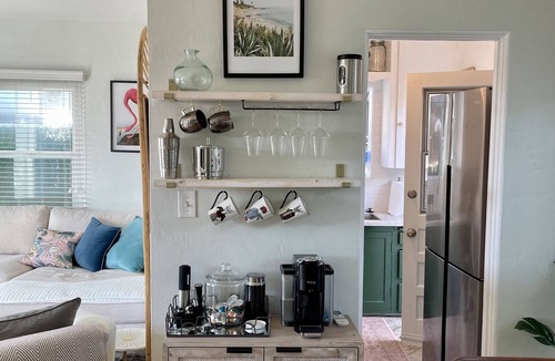 Mission Hills House | Prime Mission Hills Cozy Cottage