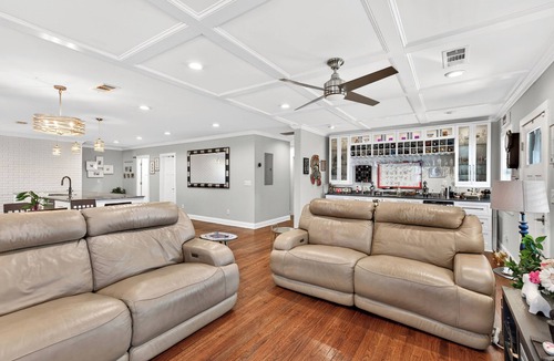 East Side House | Private Atl Luxury Outdoor Oasis Pool/Hot Tub Walkable On Golf Course East Lake