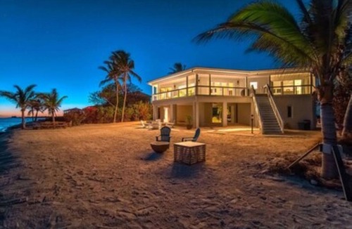 Long Beach Estates House | Private Beach Front Home in Big Pine Key Florida