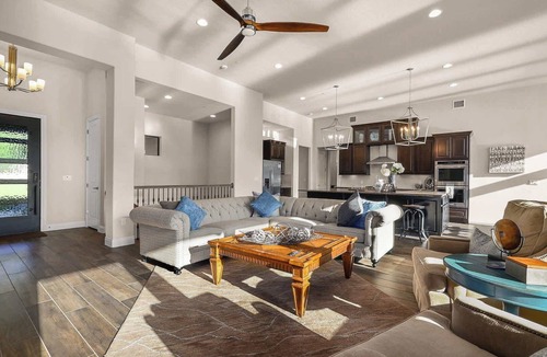 Apache Shores House | Private Beach | Lakefront Retreat Near UT Football