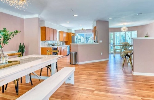 Stroudsburg Villa | 🔥 Private Heated Indoor Pool | Hot Tub