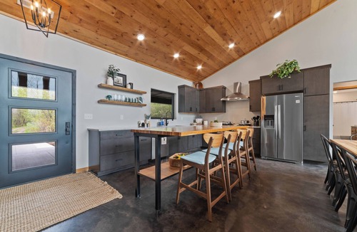 Tower House | Private Home Prime Snowmobiling Fishing On Pike Bay on Lake Vermilion—Waters