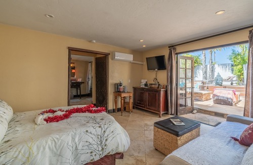 Mission Hills House | Private oasis w/ jacuzzi 10mn away from the beach and downtown
