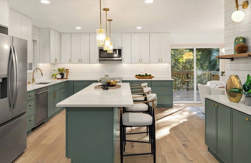 Mukilteo House | Private, remodeled tree-top home in beautiful Mukilteo with water views!