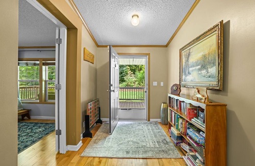 Sylva House | Private Tuckaseegee River 4 Bedrm House Trout fishing, Tubing, Firepit, Parking
