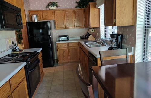 Pinetop Villa | Quality Hill Resort Villa, Spacious 3 Bedroom Town Home Sleeps 8