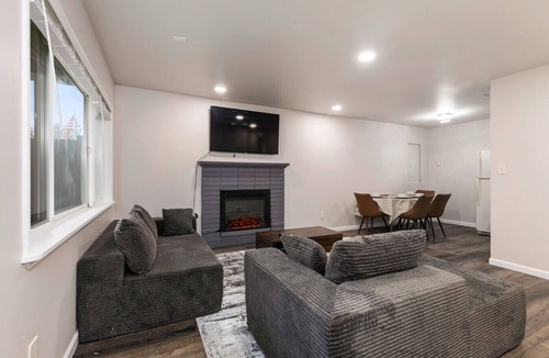 North Creek House | Quiet 3BR Retreat | Near Woodinville Wine Country